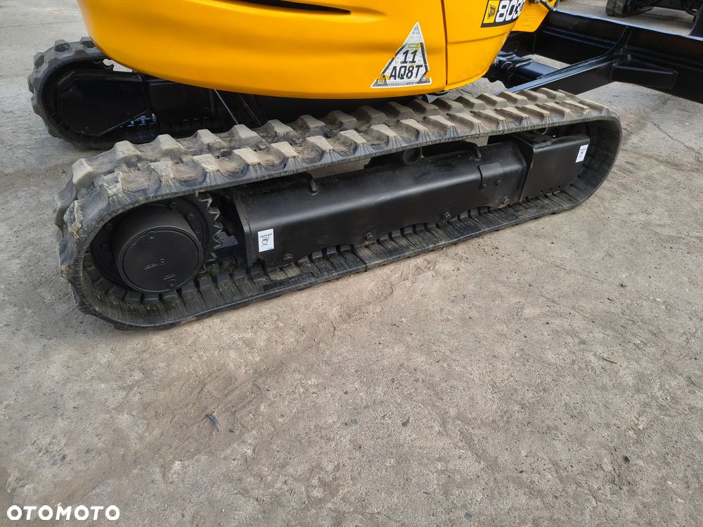 JCB 8030 2017r - 18