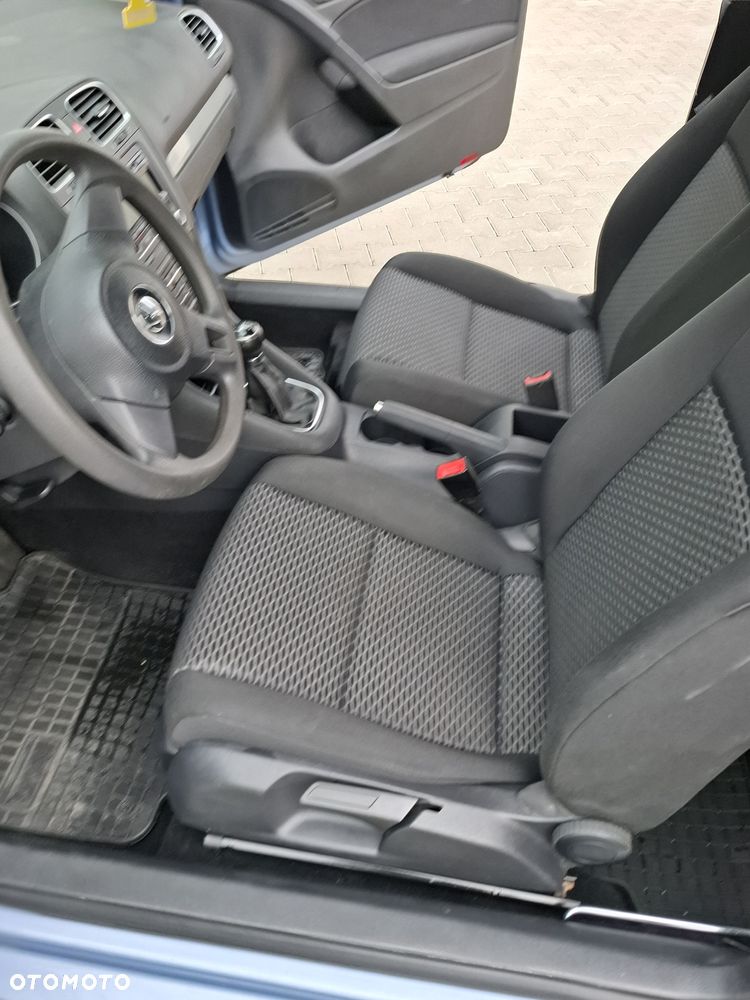 Volkswagen Golf - 12