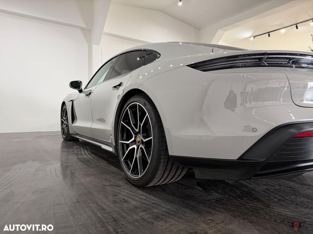 Porsche Taycan Performancebatterie Plus - 31