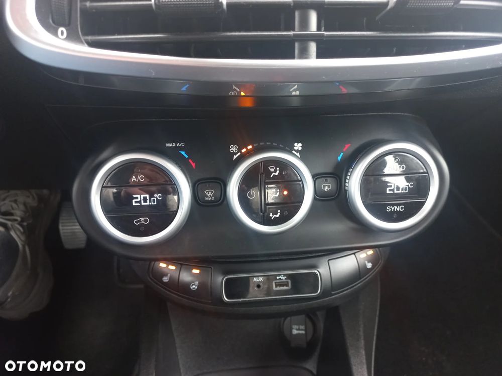 Fiat 500X 1.4 MultiAir 4x2 S&S Lounge - 27