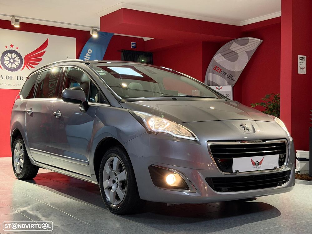 Peugeot 5008 1.6 HDi 7L Allure - 1