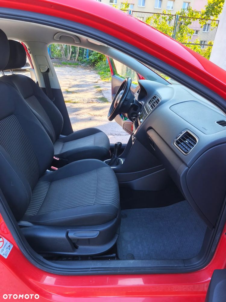 Volkswagen Polo - 9