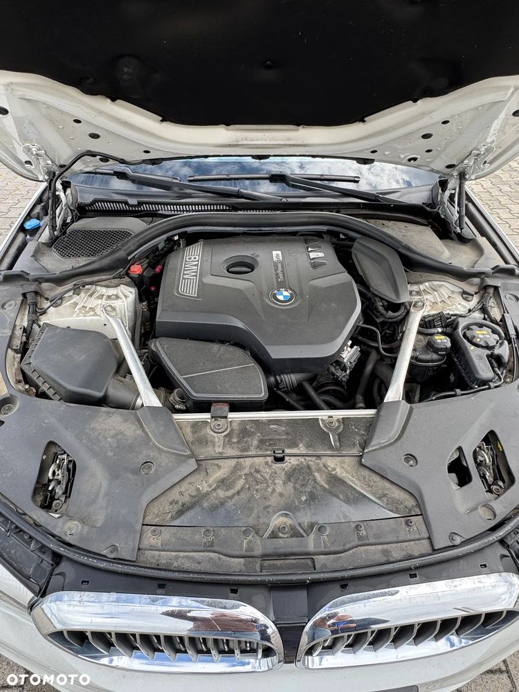 BMW Seria 5 530i xDrive - 22