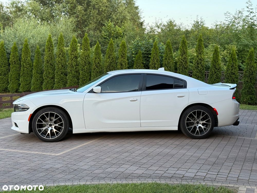 Dodge Charger - 7