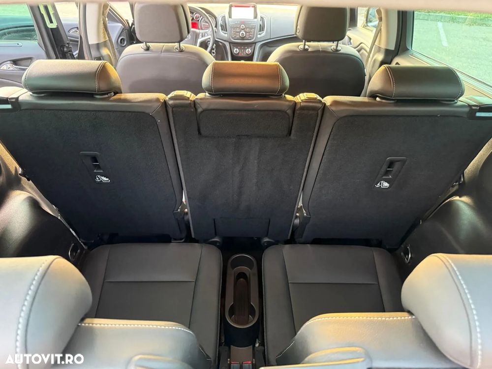 Opel Zafira Tourer 1.6 CDTI ECOTEC Start/Stop Cosmo - 14