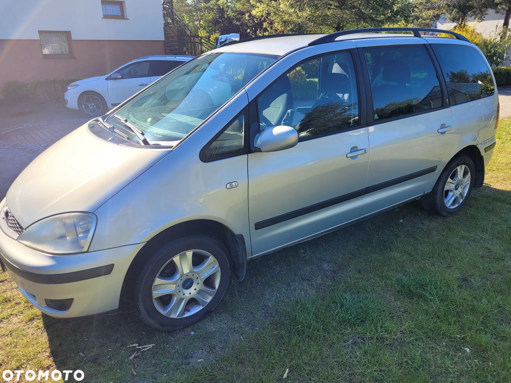Ford Galaxy TDI Ghia - 1