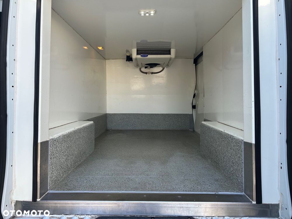 Renault Trafic 1,6 dCi 2018 r. Chłodnia - 9