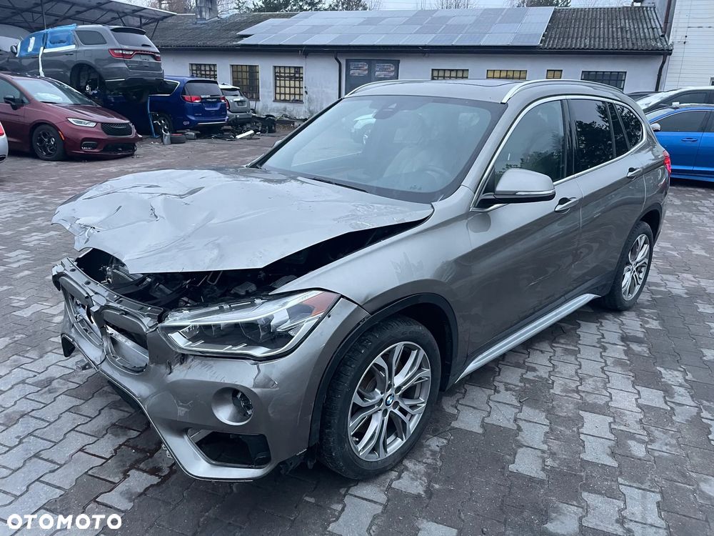 BMW X1 - 5