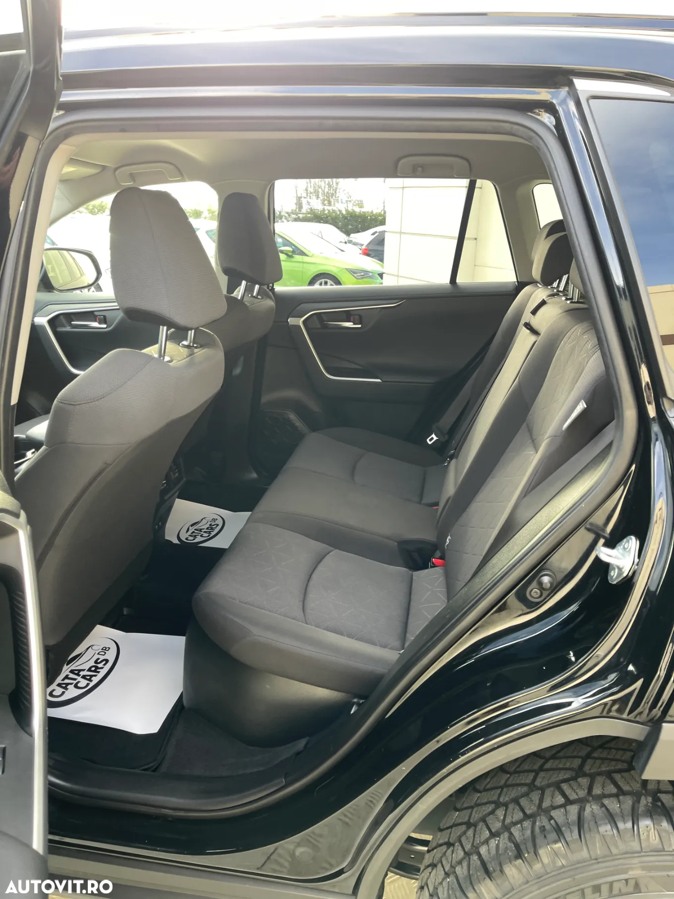 Toyota RAV4 - 27