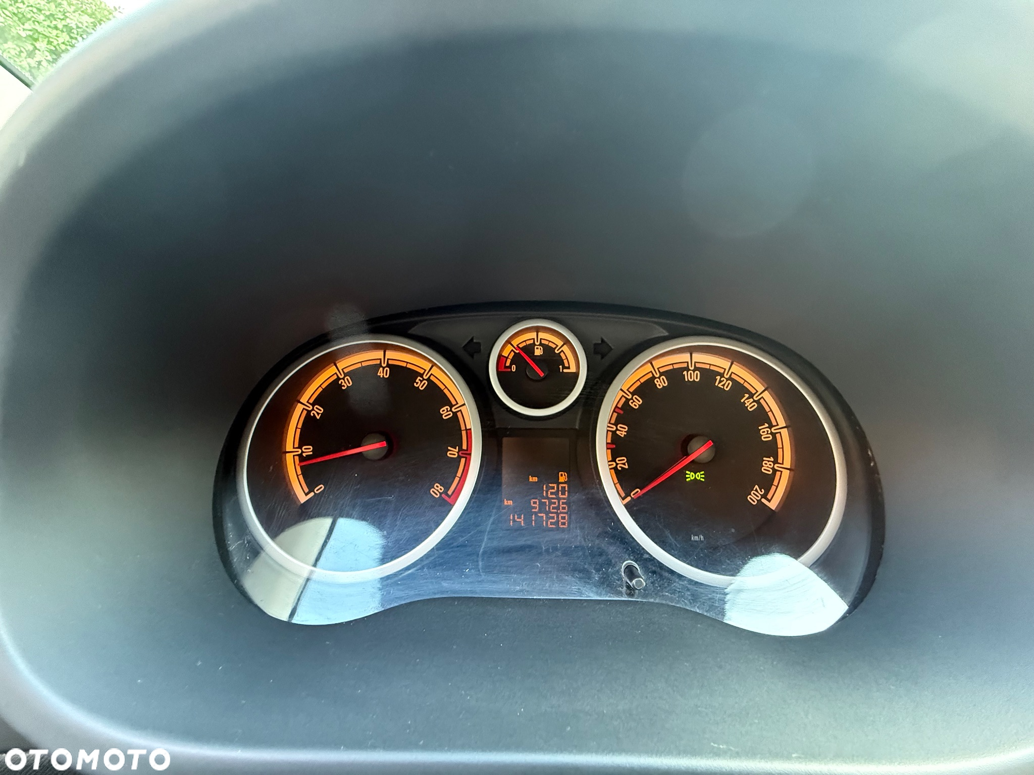 Opel Corsa 1.2 16V - 11