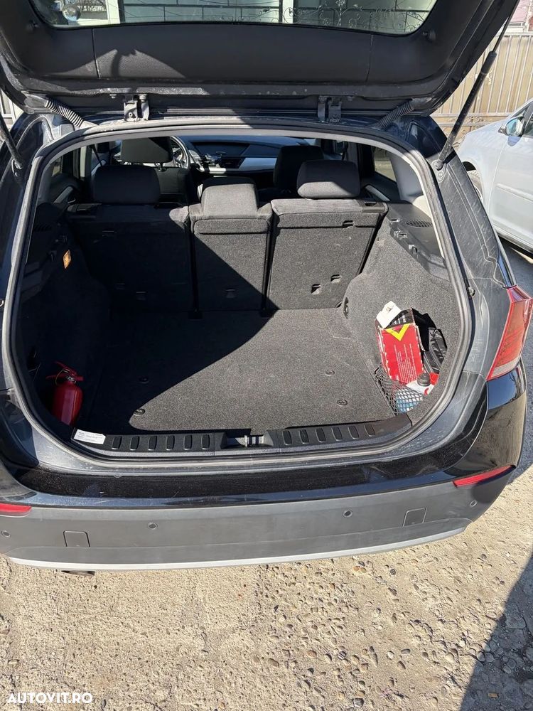 BMW X1 sDrive18d - 8