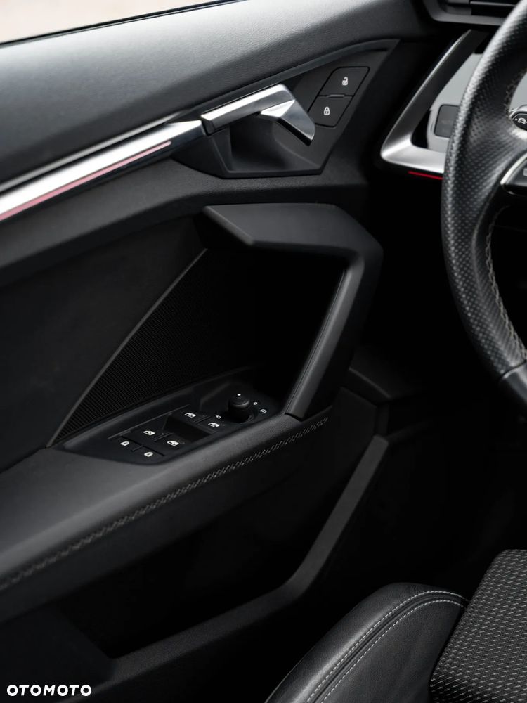 Audi A3 Sportback 35 TFSI S tronic S line - 23