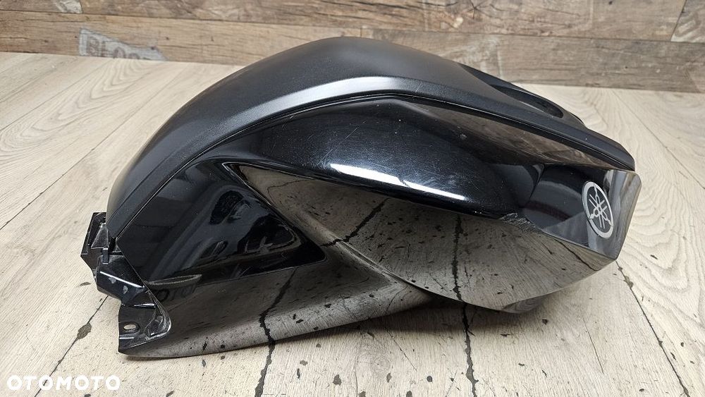 Nakładka zbiornika Yamaha YZF R125  5D7-F411A-01 - 2