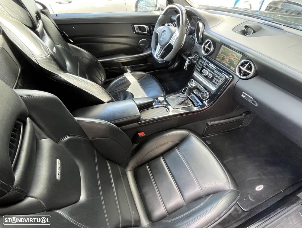 Mercedes-Benz SLK 55 AMG Speedshift 7G-TRONIC - 18