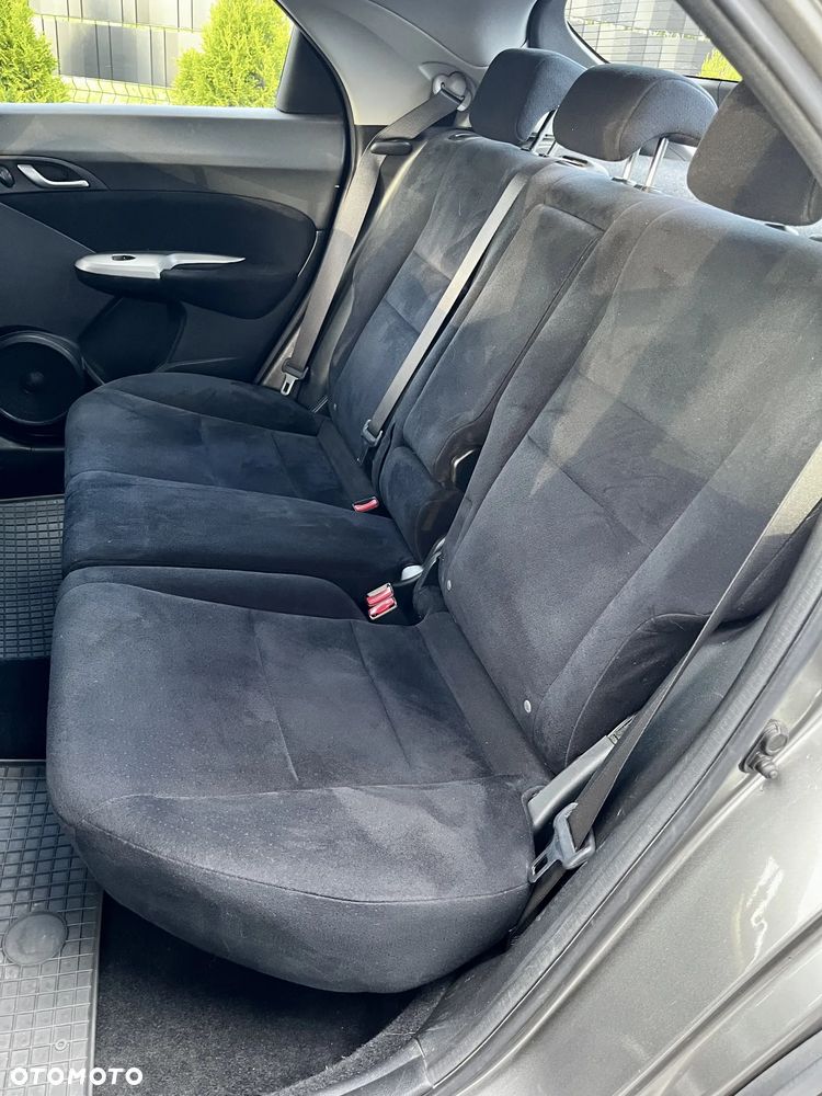 Honda Civic 2.2i-CTDi Sport - 4