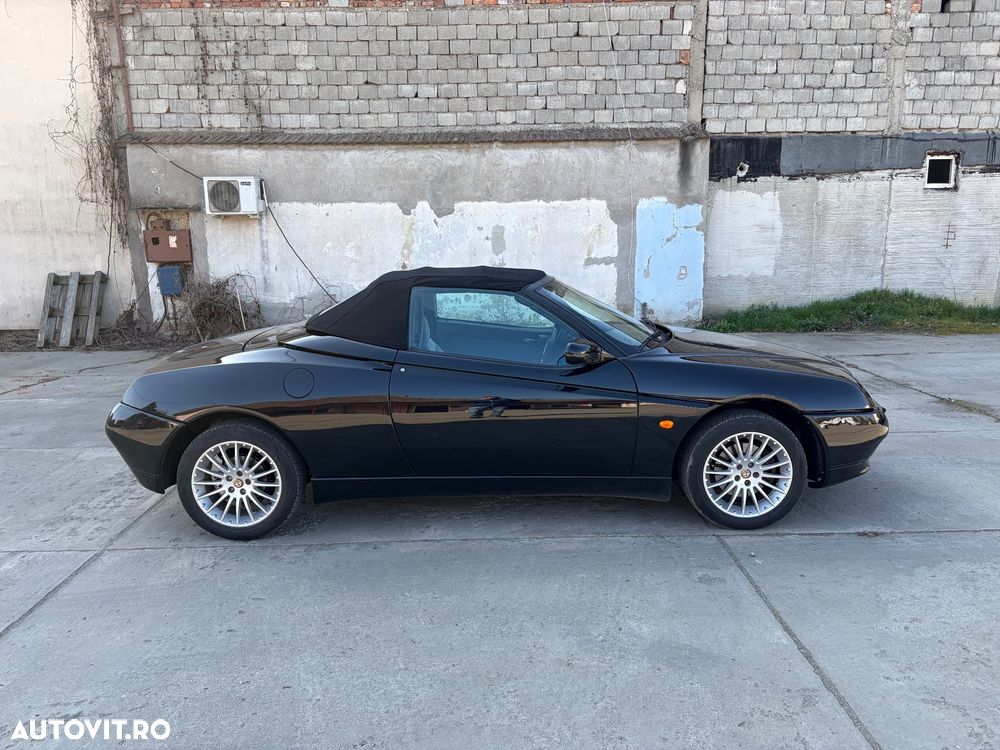 Alfa Romeo Spider - 2