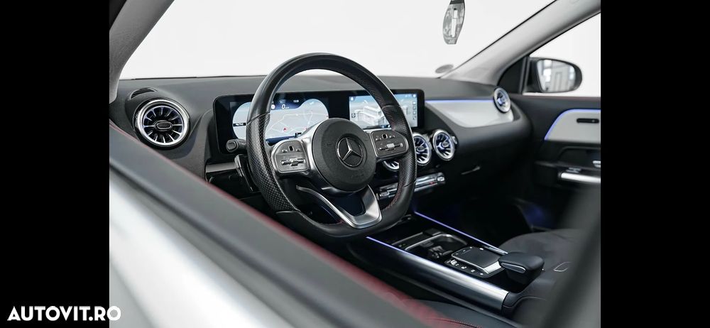Mercedes-Benz GLA - 5
