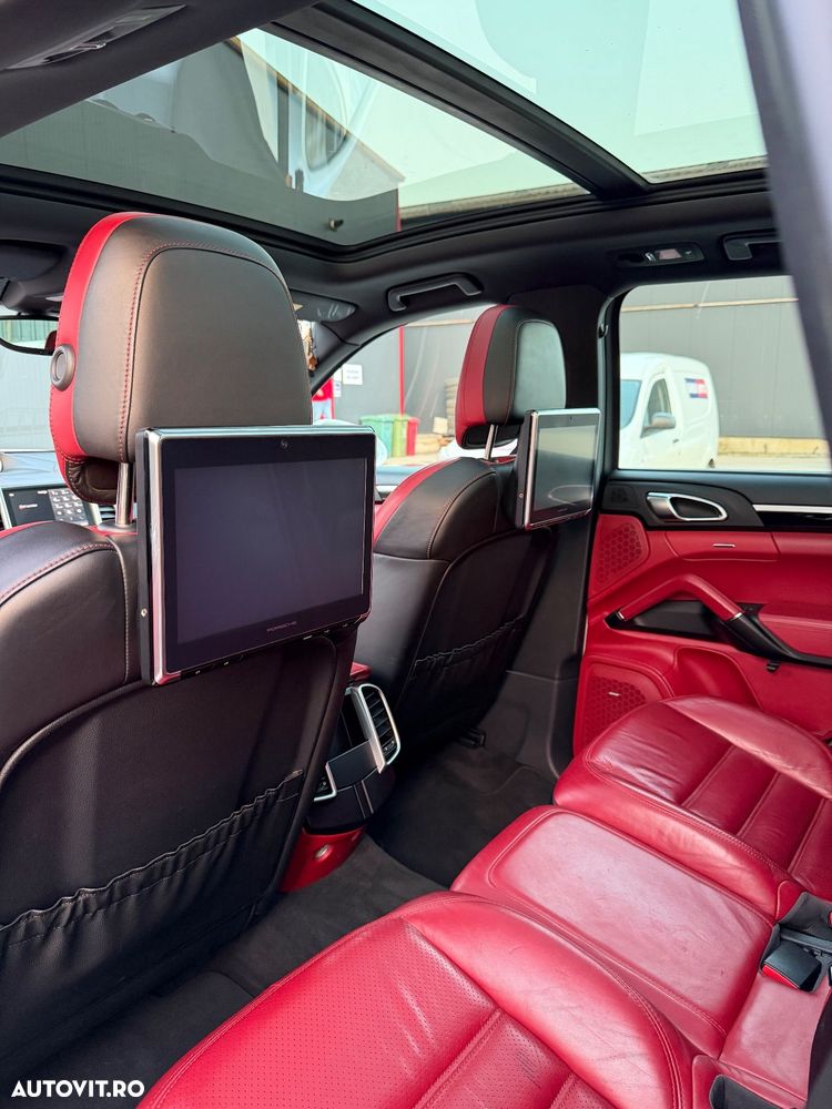 Porsche Cayenne S E-Hybrid Platinum Edition - 12