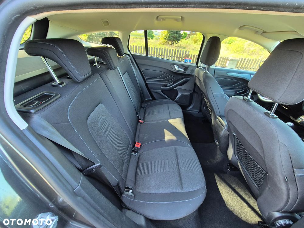 Ford Focus SW 1.0 EcoBoost Hybrid ACTIVE - 22