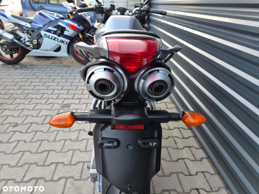 Yamaha FZ6 - 24