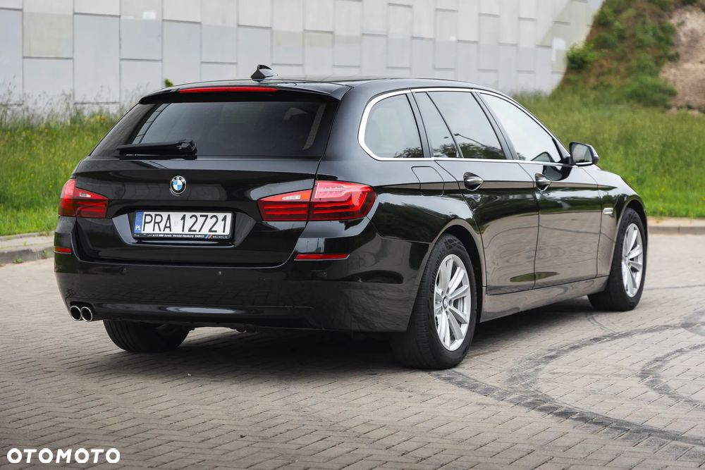 BMW Seria 5 520d xDrive Luxury Line - 4