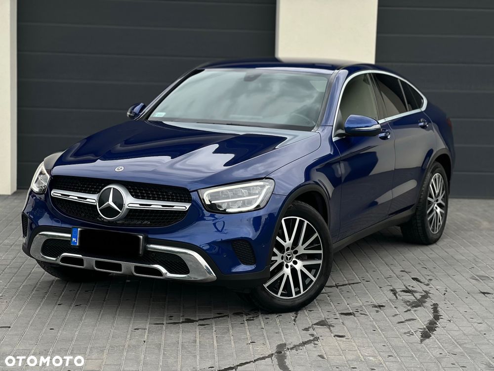 Mercedes-Benz GLC 200 4Matic 9G-TRONIC AMG Line Plus - 13