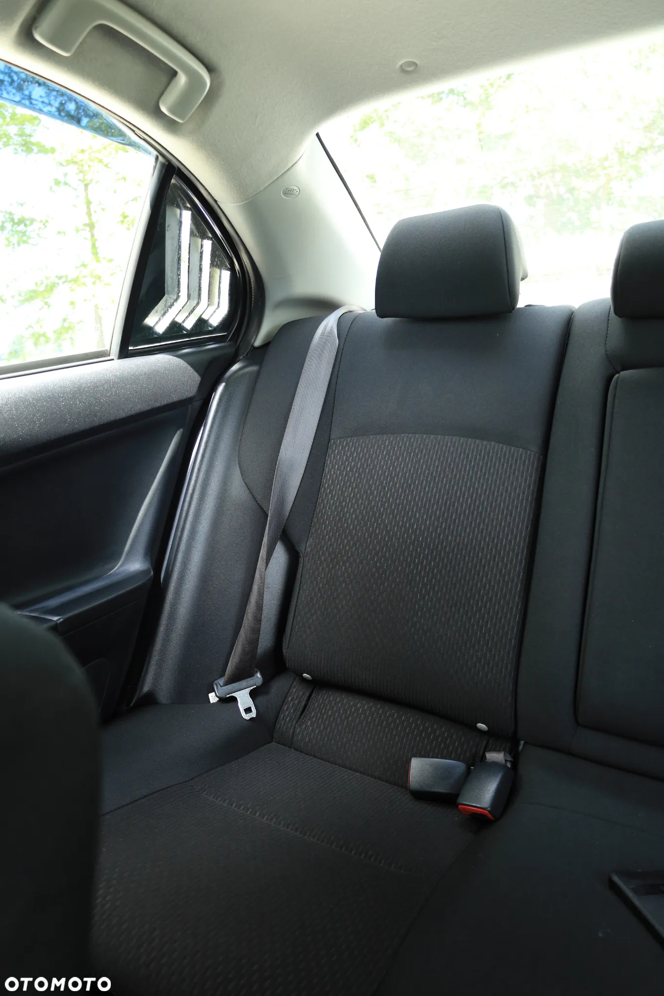 Mitsubishi Lancer 1.6 Invite - 28