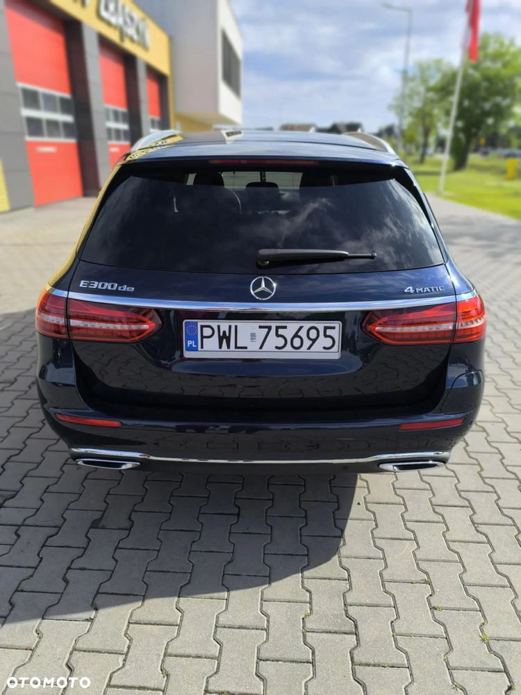 Mercedes-Benz Klasa E ver-300-de-4matic-t-9g--tronic-avantgarde - 3