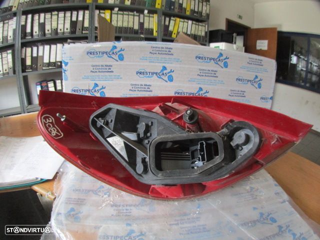 Farol Tras 9680179080 968017908000 PEUGEOT 207CC A7 2008 1.6I 120CV 2P CINZA ESCURO DRT ORIGINAL - 2