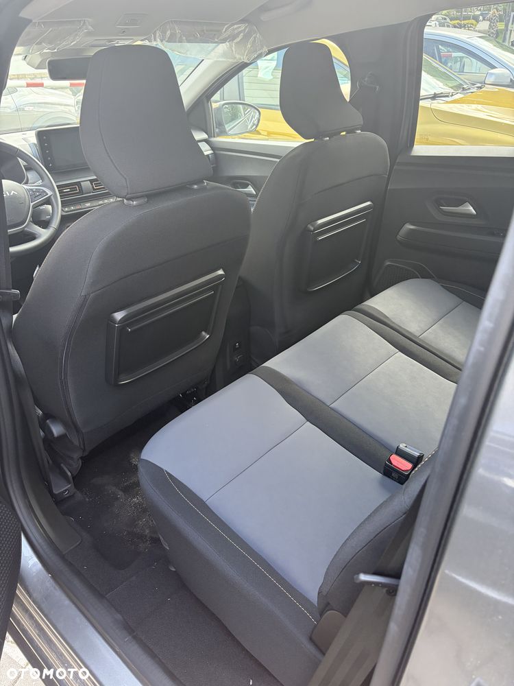 Dacia Jogger 1.6 Full Hybrid 140 Extreme MMT - 23