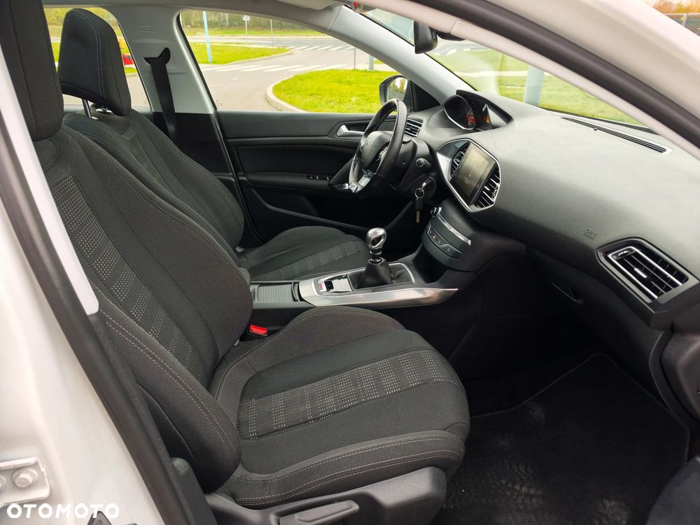 Peugeot 308 PureTech 130 Stop & Start GT-Line Edition - 10