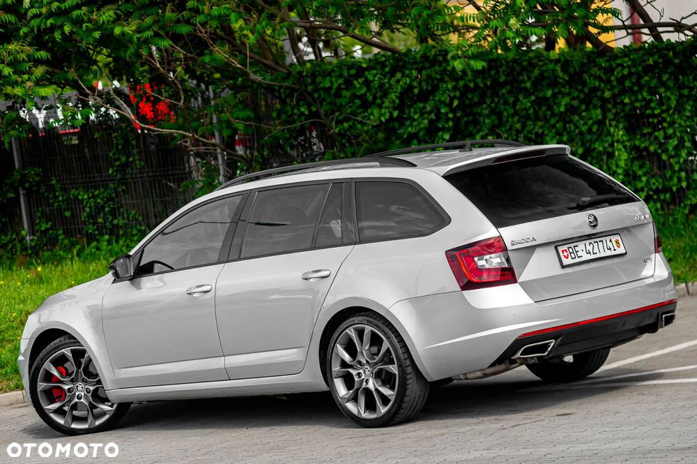Skoda Octavia 2.0 TSI RS 230 - 11