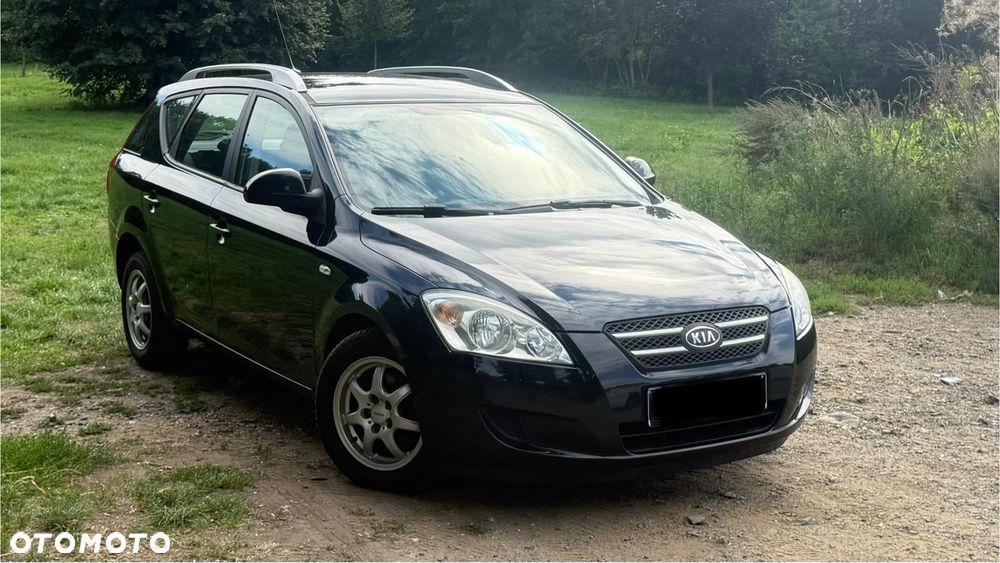 Kia Ceed 1.6 CRDi 115 Spirit - 1