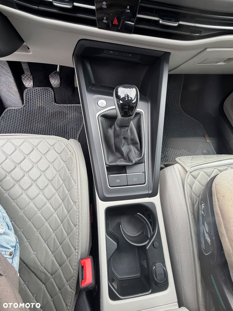 Volkswagen Golf 1.5 TSI EVO Style - 13
