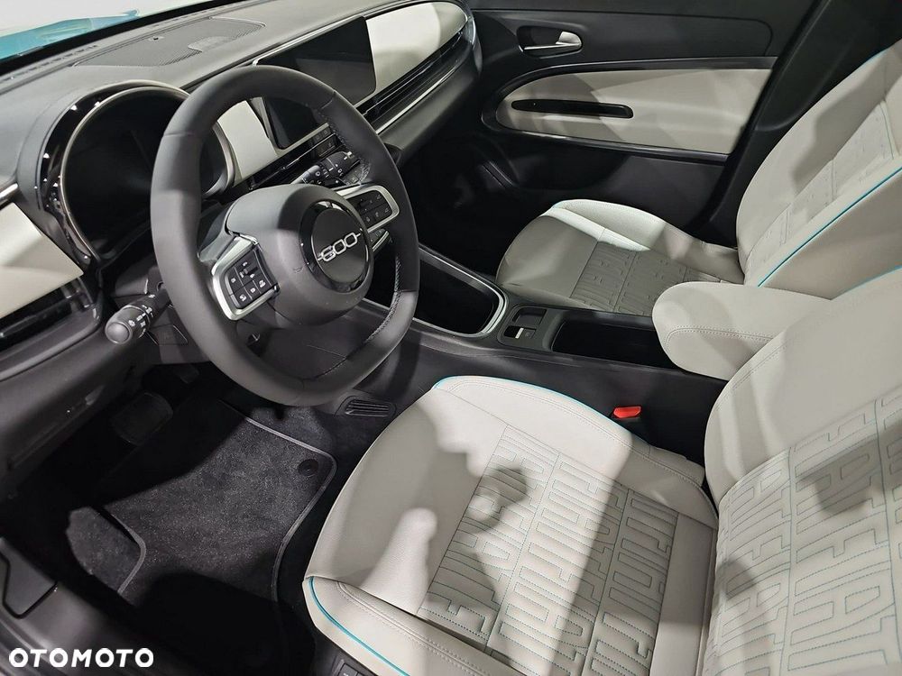 Fiat 600 1.2 Turbo La Prima eDCT - 10