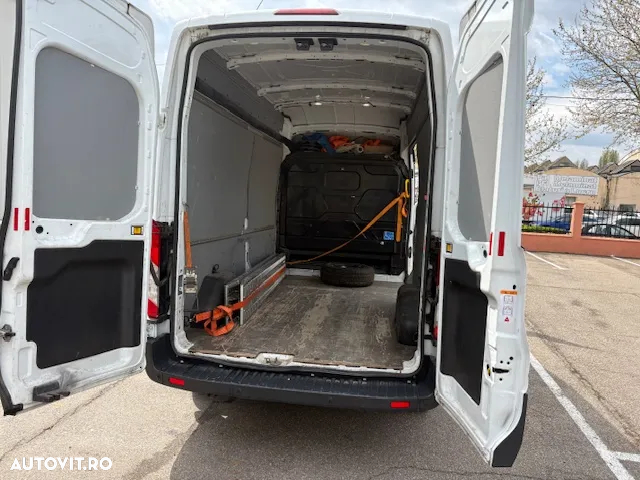 Ford Transit - 9