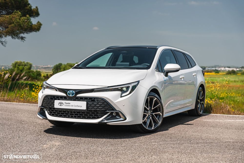 Toyota Corolla Touring Sports - 1