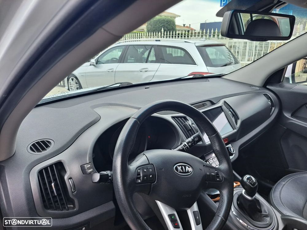 Kia Sportage 1.7 CRDI ISG Xtra Edition - 20