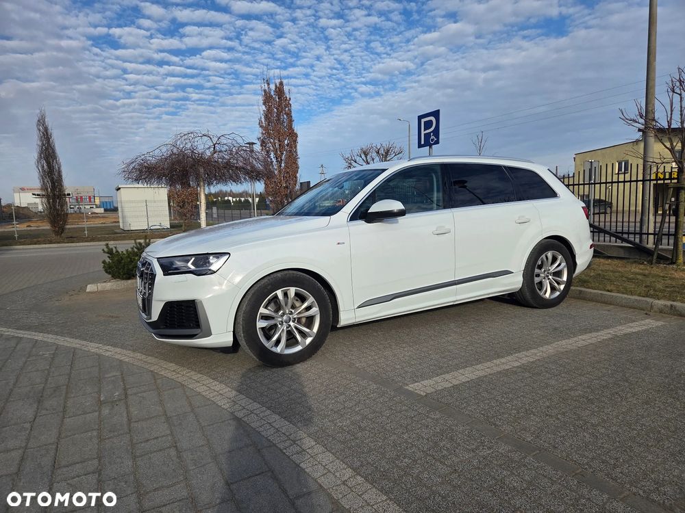 Audi Q7 - 7