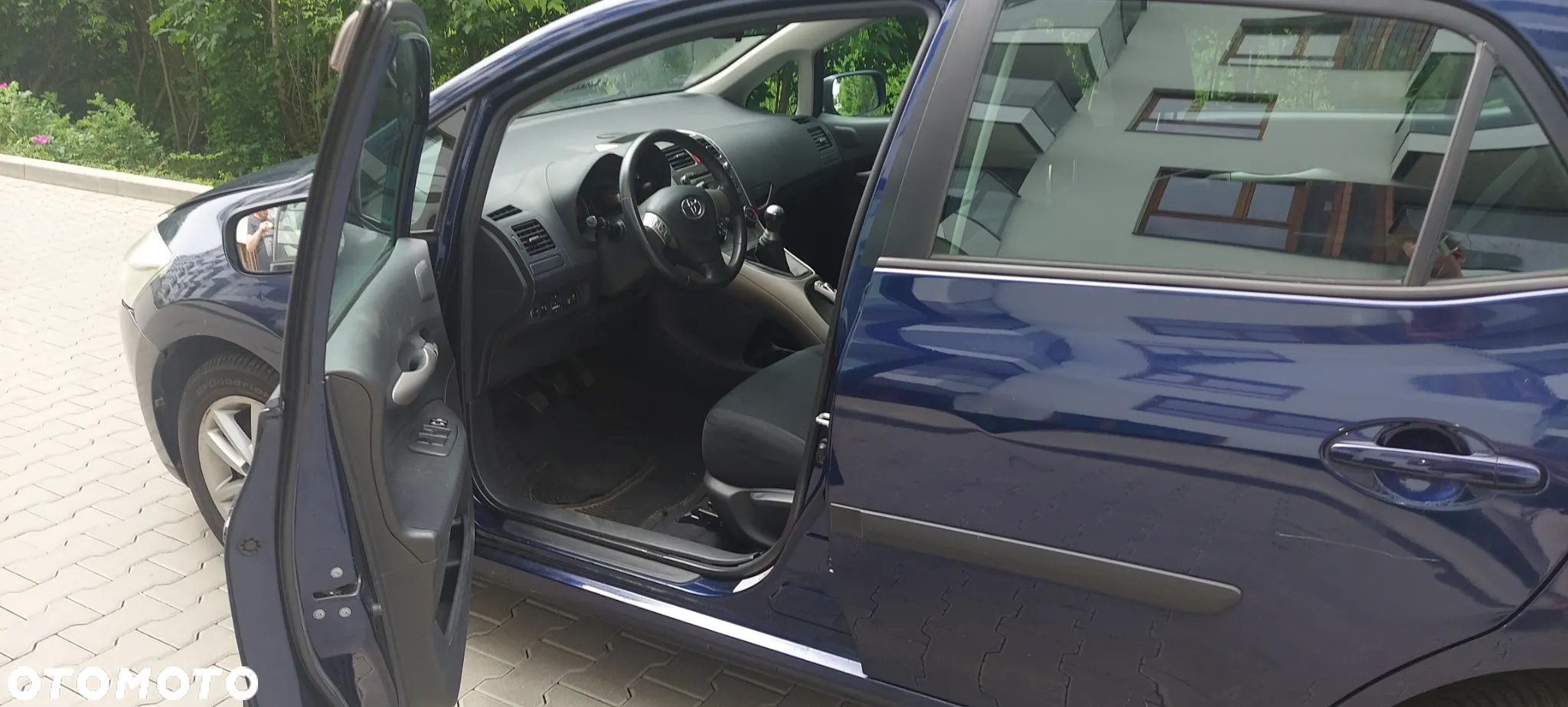 Toyota Auris - 11