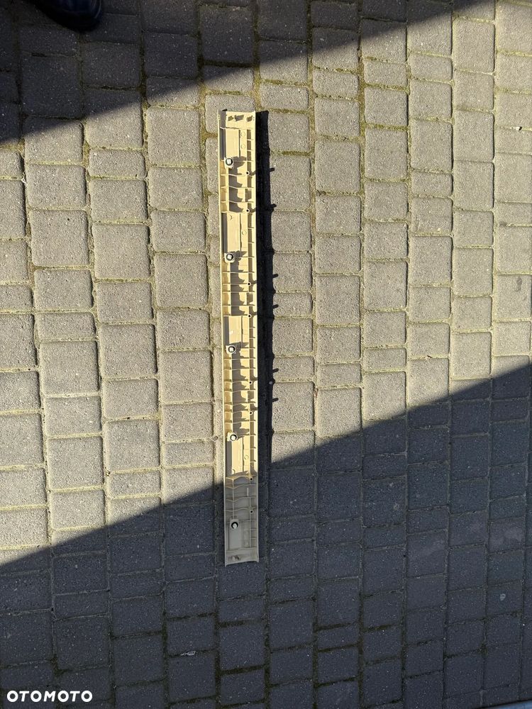 Listwa tylna mata podłogowa Toyota Land Cruiser 150 LC150 58574-60120 - 3