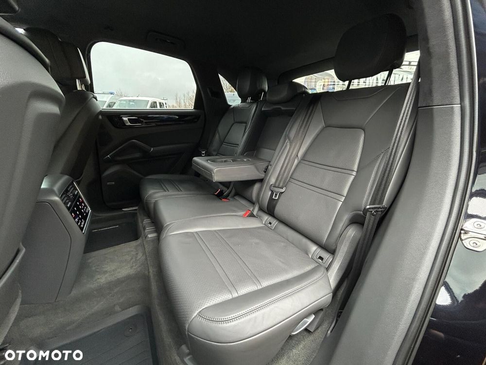 Porsche Cayenne S - 19