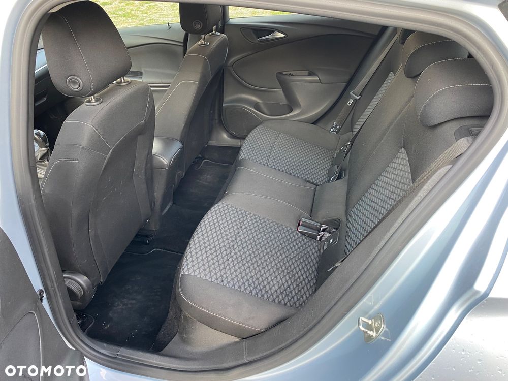 Opel Astra 1.4 Turbo Dynamic - 18