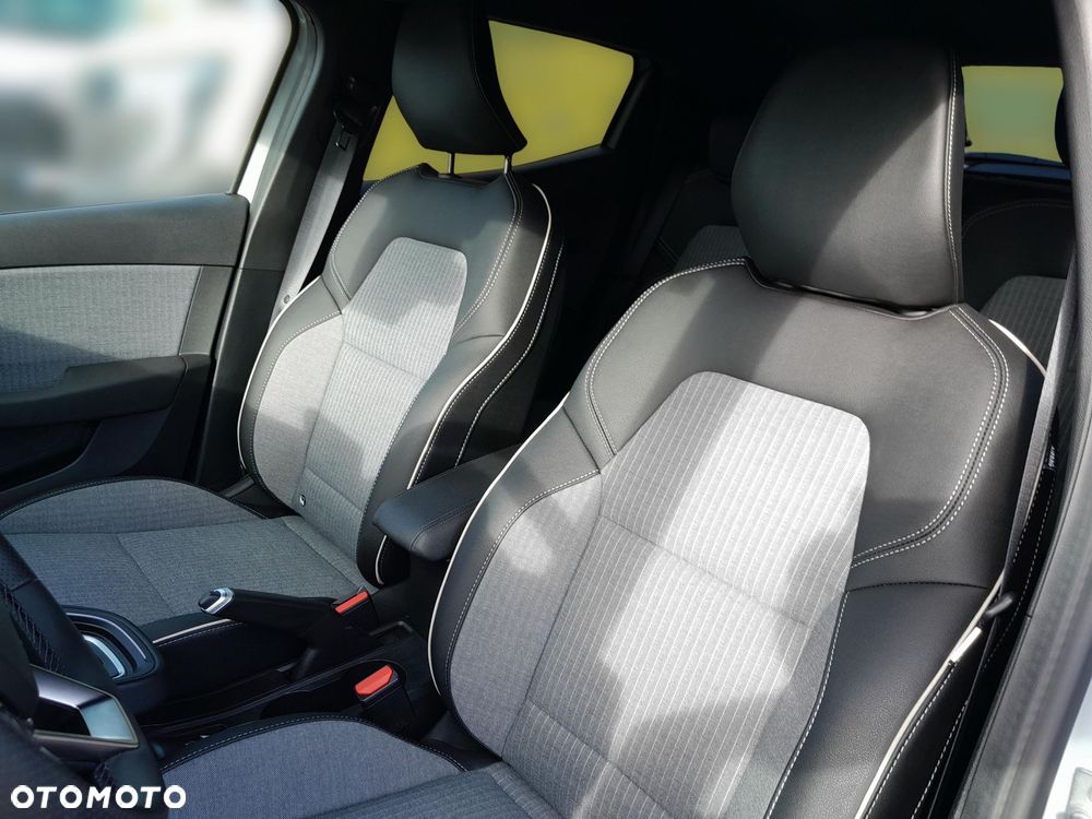 Renault Clio 1.6 E-TECH Full Hybrid 145 Techno - 10