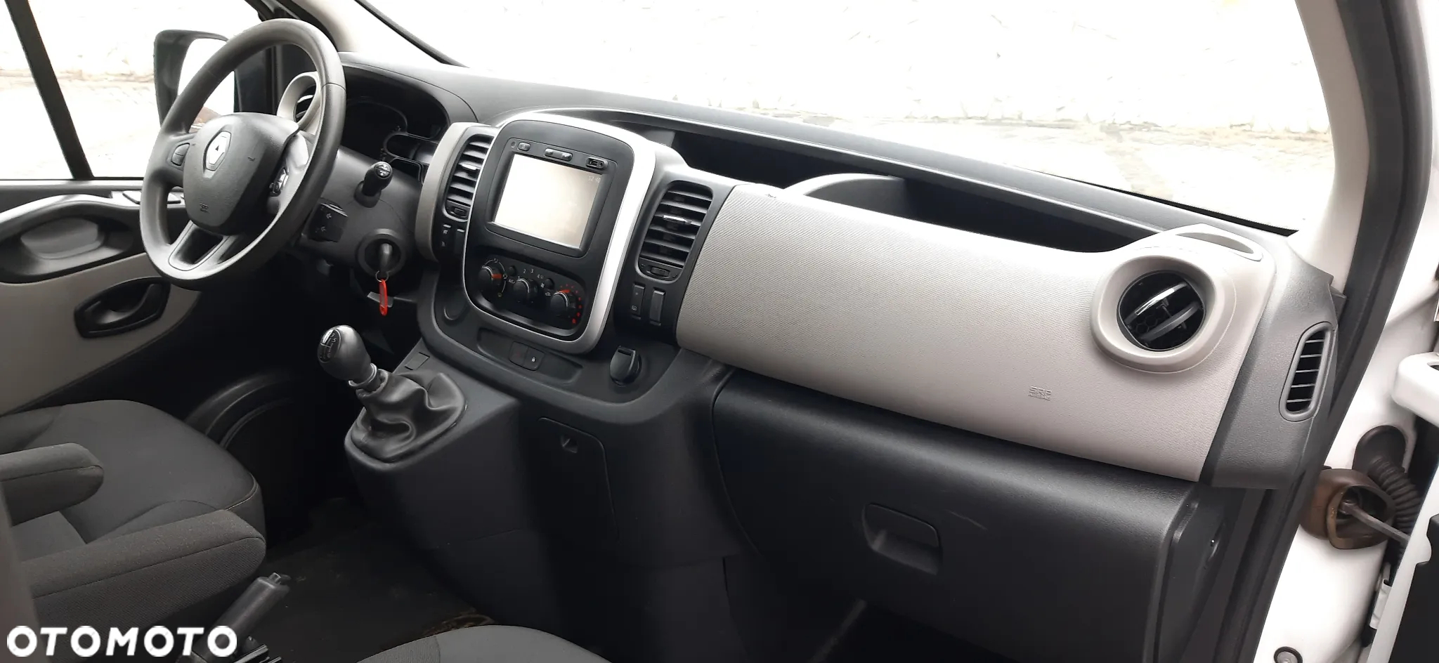 Renault Trafic 1.6dci 90KM L1H1 - 15