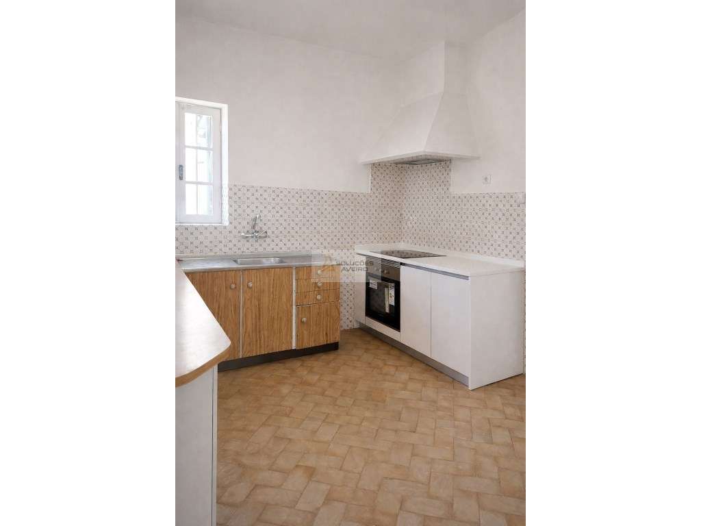 Apartamento T3 com Terraço e Garagem no Centro Águeda - Grande imagem: 2/15