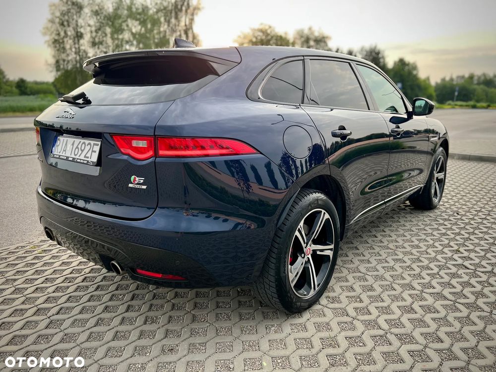 Jaguar F-Pace 3.0 V6 AWD S - 12