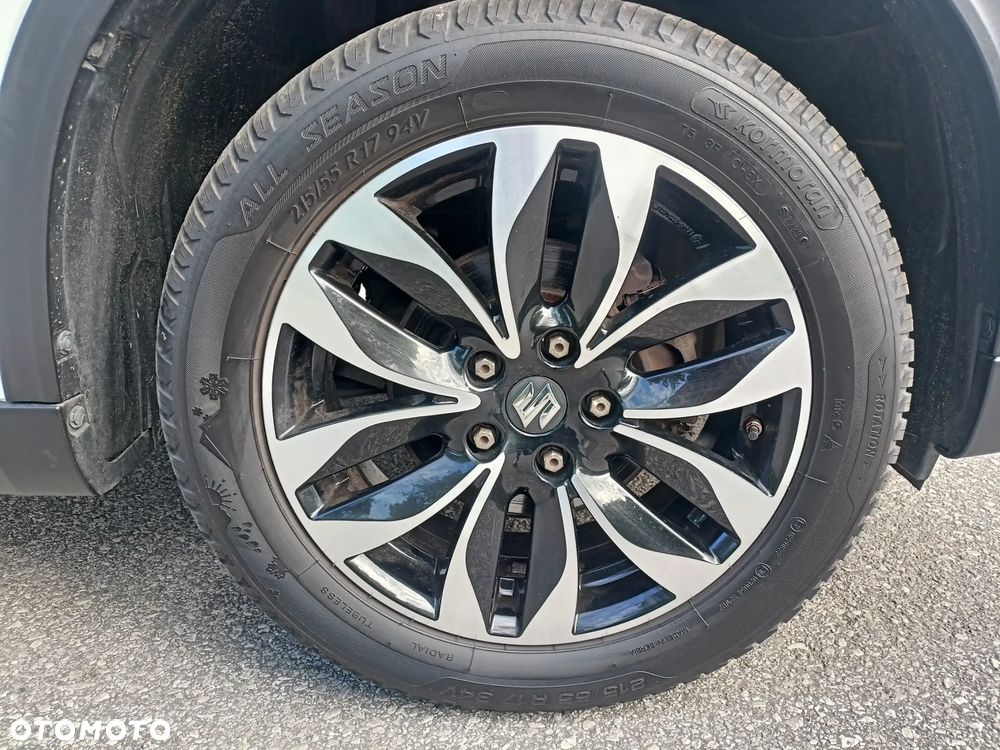 Suzuki Vitara - 24