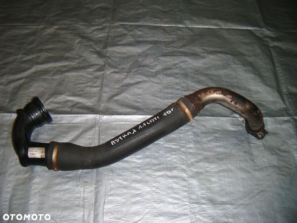 opel  astra J przewód- rura intercoolera  13265273 - 2