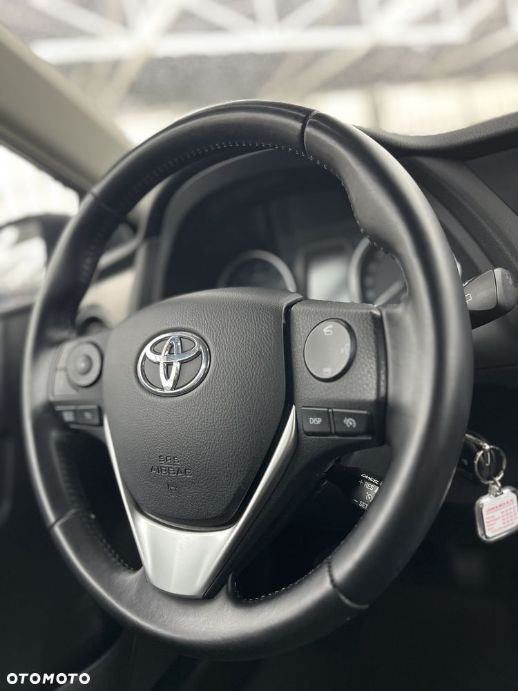 Toyota Auris 1.6 Valvematic Comfort - 22